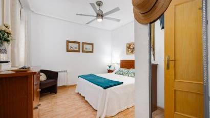 Återförsäljning - Apartment -
Torrevieja - Playa del Acequión
