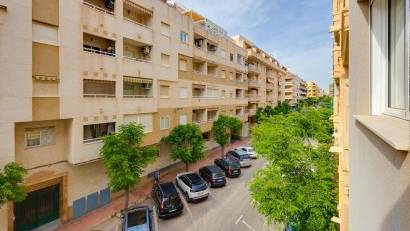 Återförsäljning - Apartment -
Torrevieja - Playa del Acequión
