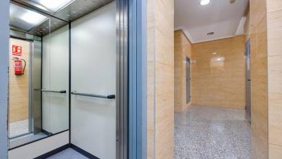 Återförsäljning - Apartment -
Torrevieja - Playa del Acequión