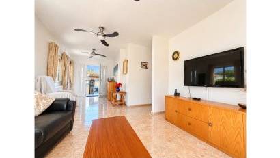 Återförsäljning - Villa Detached -
San Fulgencio - urb.la marina