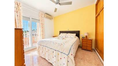 Återförsäljning - Villa Detached -
San Fulgencio - urb.la marina