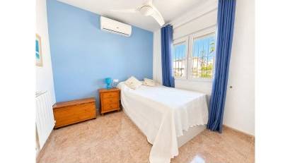 Återförsäljning - Villa Detached -
San Fulgencio - urb.la marina