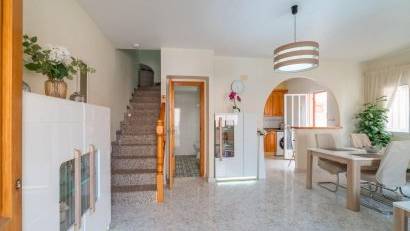 Återförsäljning - Radhus -
Orihuela Costa - Playa Flamenca