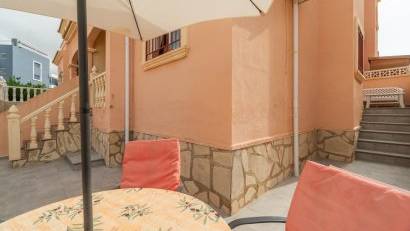 Återförsäljning - Radhus -
Orihuela Costa - Playa Flamenca