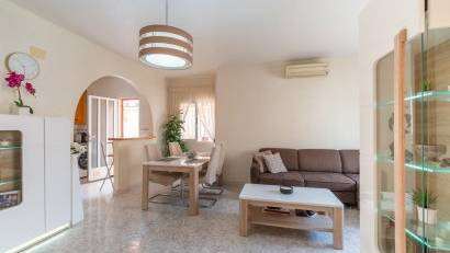Återförsäljning - Radhus -
Orihuela Costa - Playa Flamenca