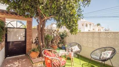 Återförsäljning - Bungalow -
Torrevieja - Los Frutales