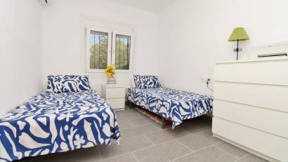 Återförsäljning - Bungalow -
Villamartin - Villamartín