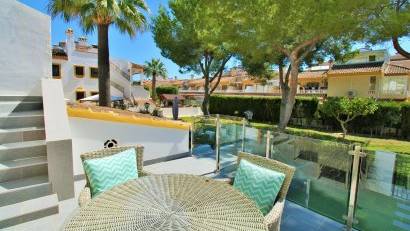 Återförsäljning - Bungalow -
Villamartin - Villamartín