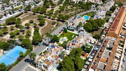 Återförsäljning - Bungalow -
Villamartin - Villamartín