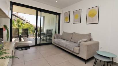 Återförsäljning - Apartment -
Villamartin - Villamartín