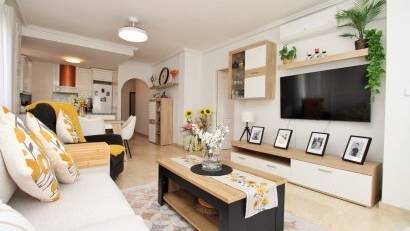 Återförsäljning - Apartament -
Villamartin - Villamartín