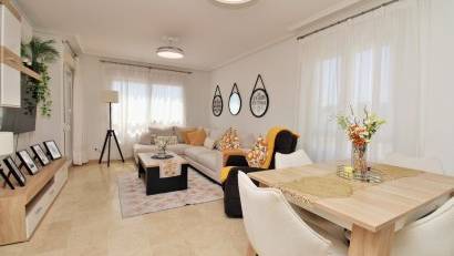 Återförsäljning - Apartament -
Villamartin - Villamartín