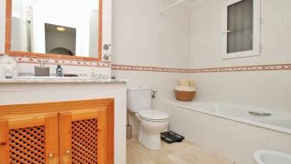 Återförsäljning - Apartament -
Villamartin - Villamartín