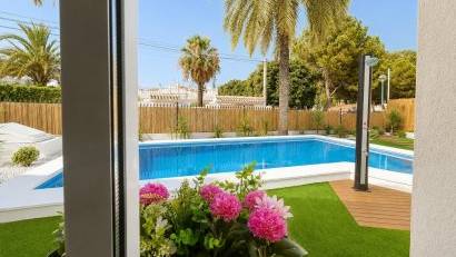Återförsäljning - Semi detached -
Orihuela Costa - Punta Prima