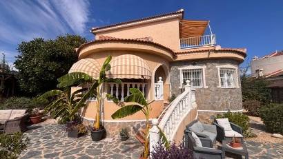 Resale - Detached villa -
Urbanización Ciudad Quesada