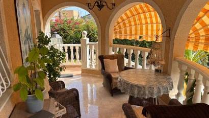 Resale - Detached villa -
Urbanización Ciudad Quesada