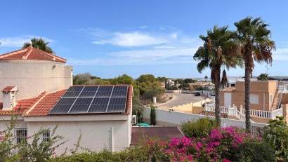 Resale - Detached villa -
Urbanización Ciudad Quesada