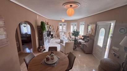 Resale - Detached villa -
Urbanización Ciudad Quesada