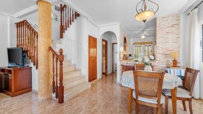 Återförsäljning - Villa -
Guardamar del Segura