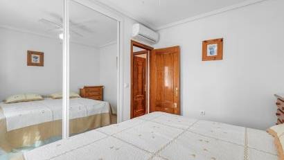 Återförsäljning - Villa -
Guardamar del Segura
