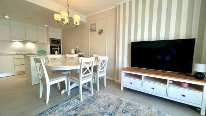 Återförsäljning - Apartment -
Dehesa de campoamor - Campoamor