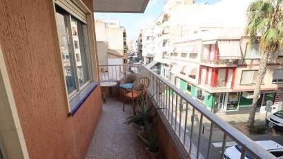 Återförsäljning - Apartment -
Torrevieja