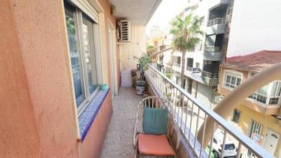 Återförsäljning - Apartment -
Torrevieja