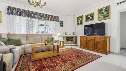 Återförsäljning - Villa -
Ciudad quesada - Centro