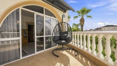 Återförsäljning - Villa -
Ciudad quesada - Centro