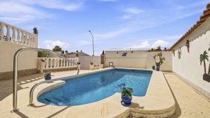 Återförsäljning - Villa -
Ciudad quesada - Centro