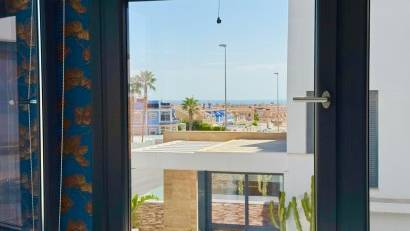 Återförsäljning - Villa -
Orihuela Costa - Cabo Roig