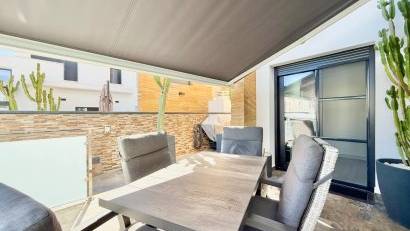 Återförsäljning - Villa -
Orihuela Costa - Cabo Roig