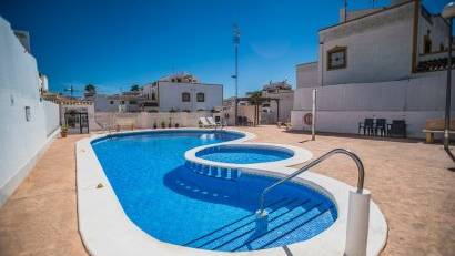 Återförsäljning - Detached villa -
VISTABELLA GOLF - Entre Naranjos