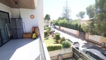 Återförsäljning - Apartment -
Orihuela Costa - Campoamor