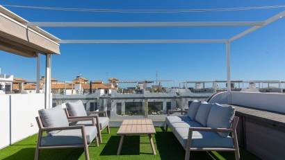 Återförsäljning - Apartment -
Orihuela Costa - Punta Prima