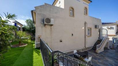 Återförsäljning - Villa -
Orihuela - Villamartín-Las Filipinas