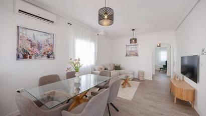 Återförsäljning - Villa -
Orihuela - Villamartín-Las Filipinas