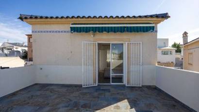 Återförsäljning - Villa -
Orihuela - Villamartín-Las Filipinas