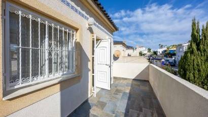 Återförsäljning - Villa -
Orihuela - Villamartín-Las Filipinas