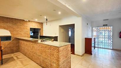Återförsäljning - Commercial Unit -
Torrevieja - La Siesta - El Salado - Torreta