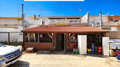 Återförsäljning - Commercial Unit -
Torrevieja - La Siesta - El Salado - Torreta