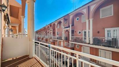 Återförsäljning - Apartment -
Torrevieja - La Mata