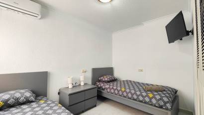Återförsäljning - Apartment -
Torrevieja - La Mata