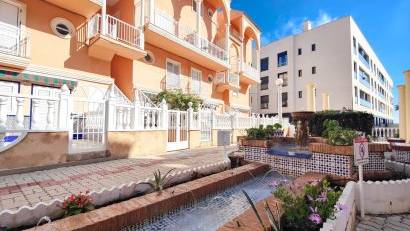Återförsäljning - Apartment -
Torrevieja - La Mata