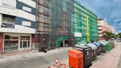 Återförsäljning - Commercial Unit -
Torrevieja - El Acequión - Los Náufragos