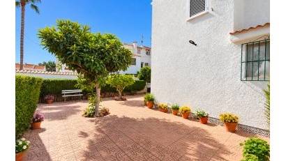 Resale - Townhouse -
Torrevieja