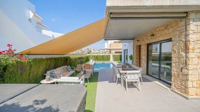 Återförsäljning - Villa -
Ciudad quesada - Lo pepin