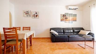 Återförsäljning - Apartment / Duplex -
Torrevieja - Playa de los Locos