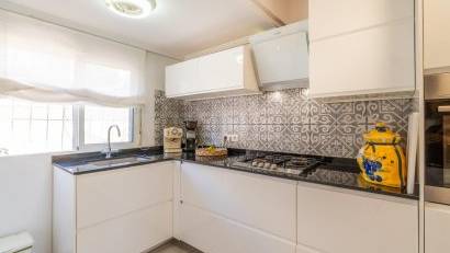 Återförsäljning - Villa -
Orihuela Costa - Los Balcones