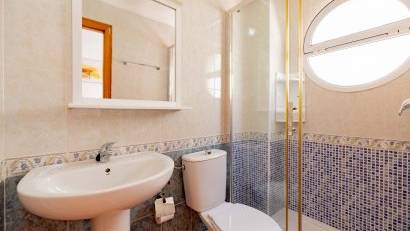 Återförsäljning - Apartment / Duplex -
Torrevieja - Playa de los Locos
